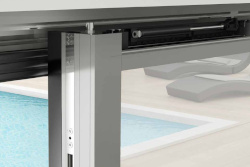The softclose mechanism that slows down the sash is an additional high class assistant to the operation