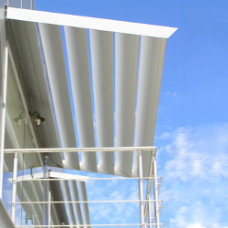 パーゴラ使い ルーバー設置