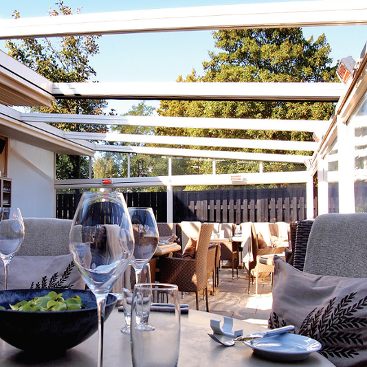 restaurant skycover pergolas